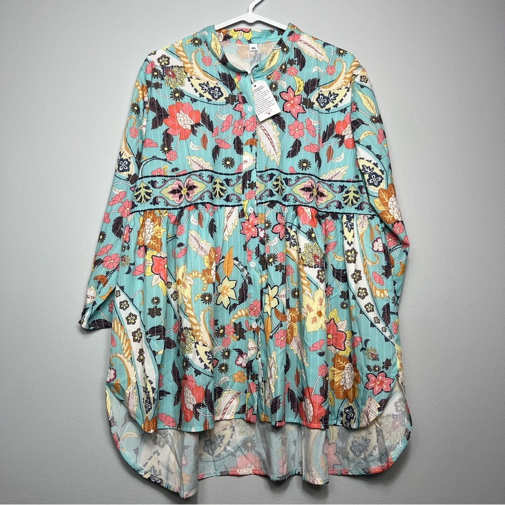 &A Walk Through the Garden Floral Button Down Top